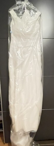 Brautkleid mit perlen und - mit,